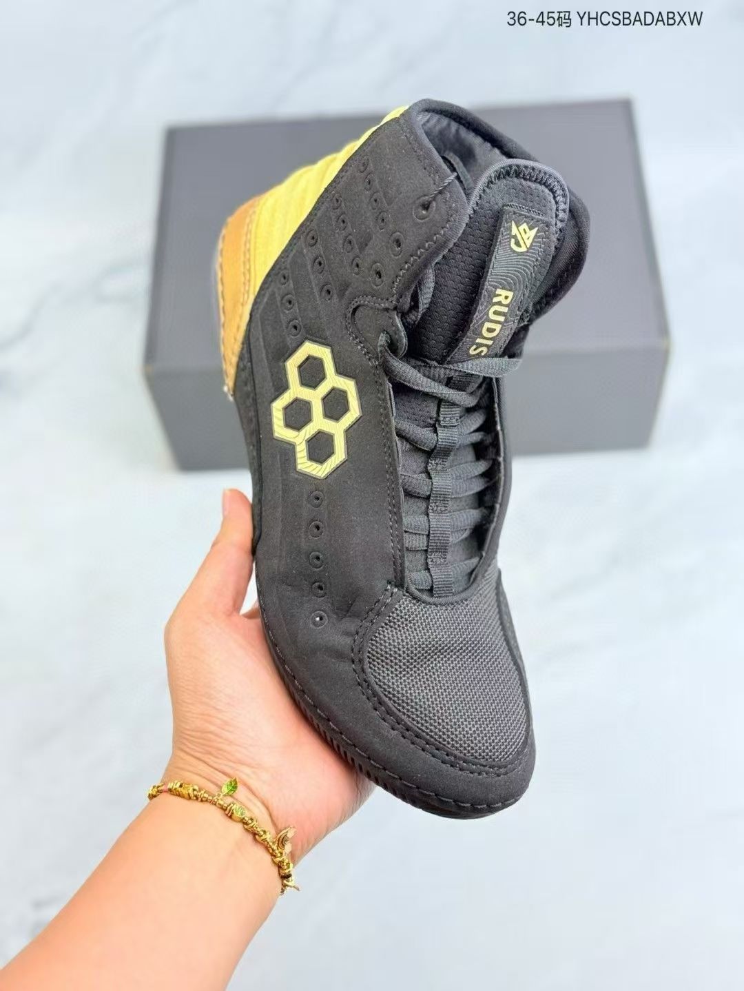 Anti Slip Trail Running Sneakers - 2026 トレイルランニングシューズ男性女性アンチスリップアウトドアスポーツシューズカップルデザイナーウォーキングシューズユニセックスジムスニーカー