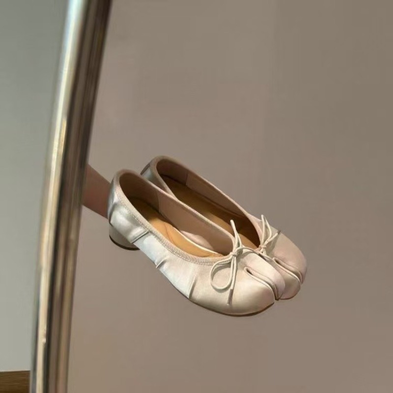 スイートボウ レディース 2026年春新作 スリッポン 軽量 - Women'S Shoes のレビューと価格