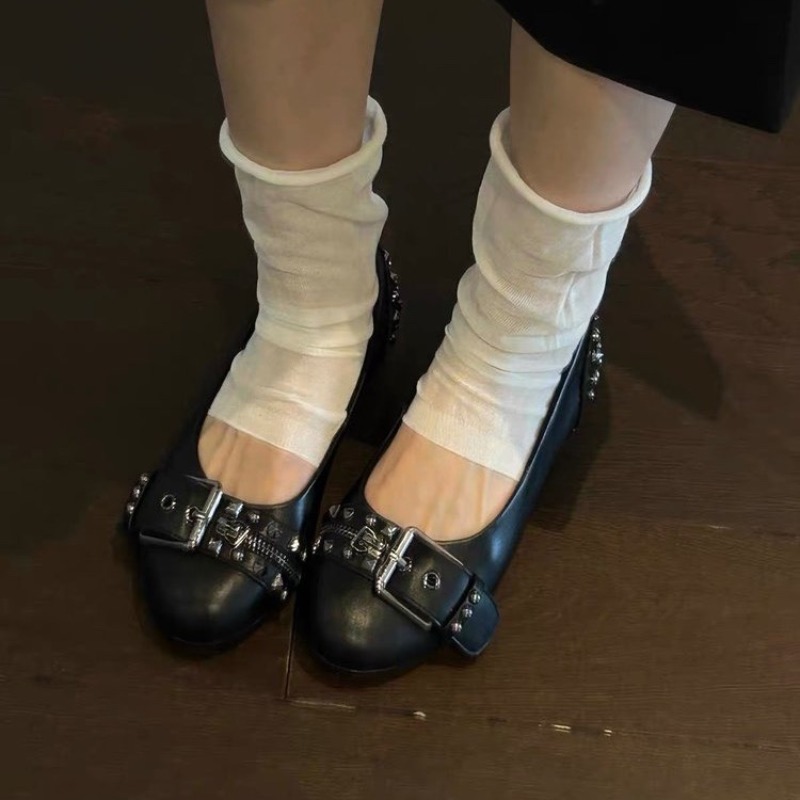 ボルトラウンドヘッドシングルシューズレディースレザーバックル - Boots のレビューと価格
